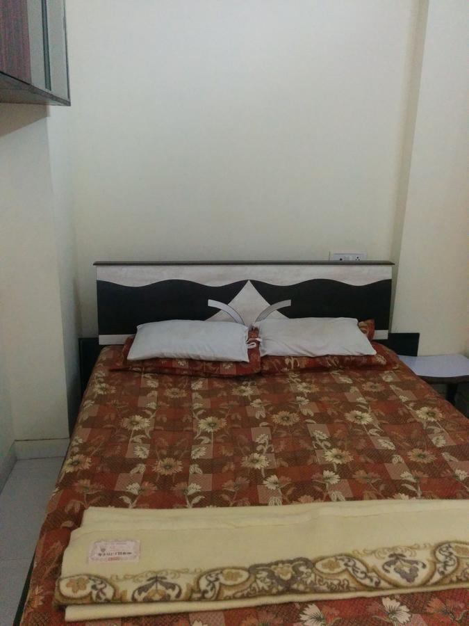 Comfortable Living Navi Mumbai Exteriör bild