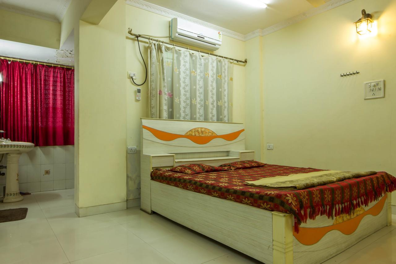 Comfortable Living Navi Mumbai Exteriör bild
